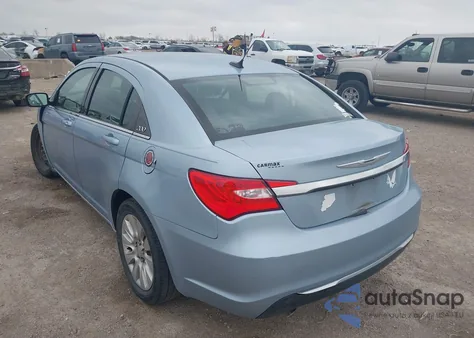 2013 Chrysler 200 Lx from USA, damaged, VIN 1C3CCBAG6DN738281